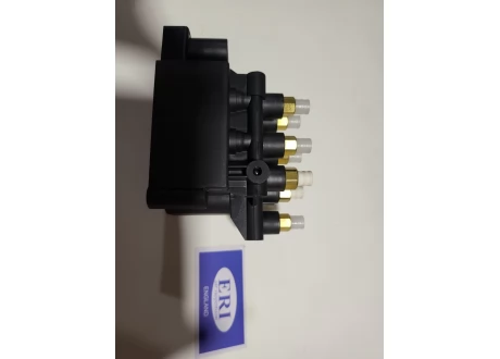 Корпус осушителя пневмокомпрессора Range Rover Sport L320