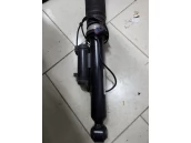 Задняя пневмостойка на мерседес W221 (левая, правая) Задняя пневмостойка на мерседес W221 (левая, правая)