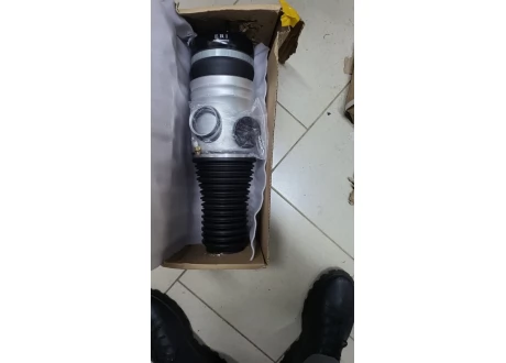 Пневмобаллон передний Jeep Grand Cherokee 2012