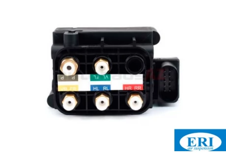 Блок клапанов пневмоподвески Mercedes S-Class W222 SFK